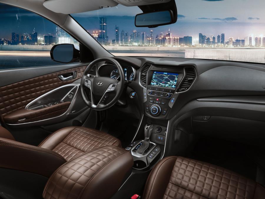Интерьер Hyundai Santa Fe 25 Jahre 2016 года  (фото 2 из 3)